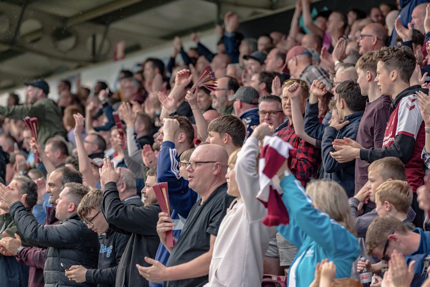 Tickets on sale for all remaining home games in 2022-23 - News - Scunthorpe  United